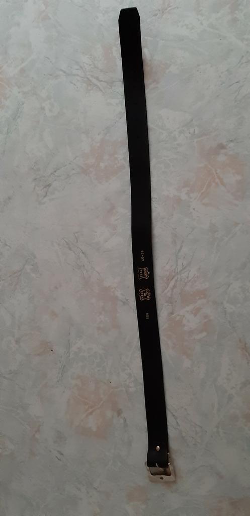 Zwarte lederen riem. Prima staat, Kleding | Dames, Riemen en Ceinturen, Zo goed als nieuw, Ophalen of Verzenden