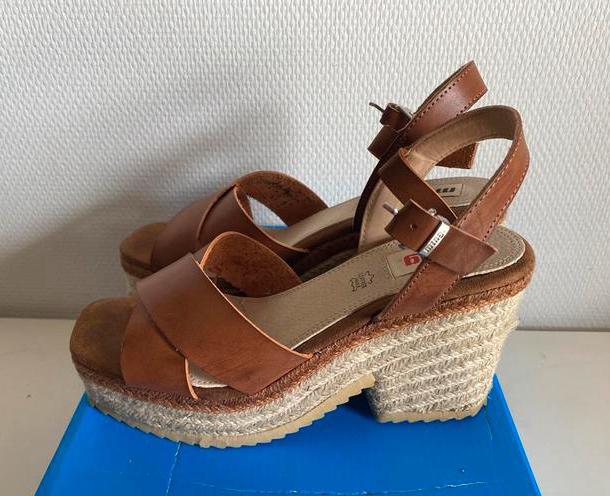 Sandale 39 cuir cognac semelle compensée, Comme neuf, Brun, Sandales et Mûles, Envoi