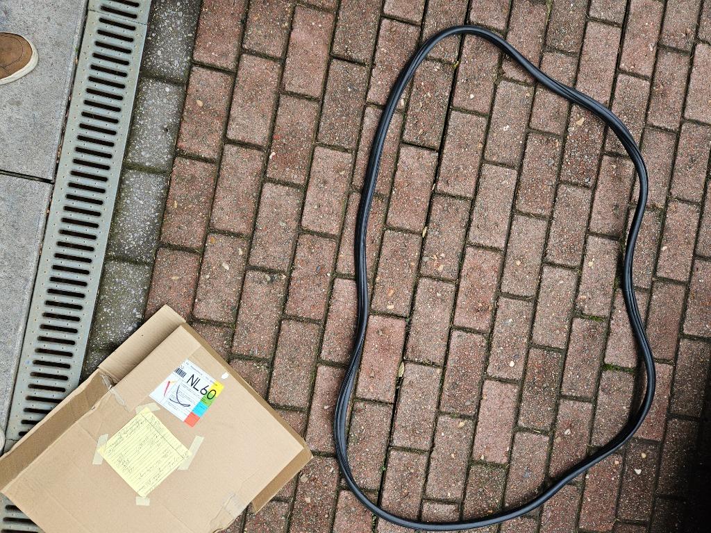Nieuwe  rubber voorruit Opel Kadett C Coupé, Enlèvement ou Envoi, Neuf, Opel