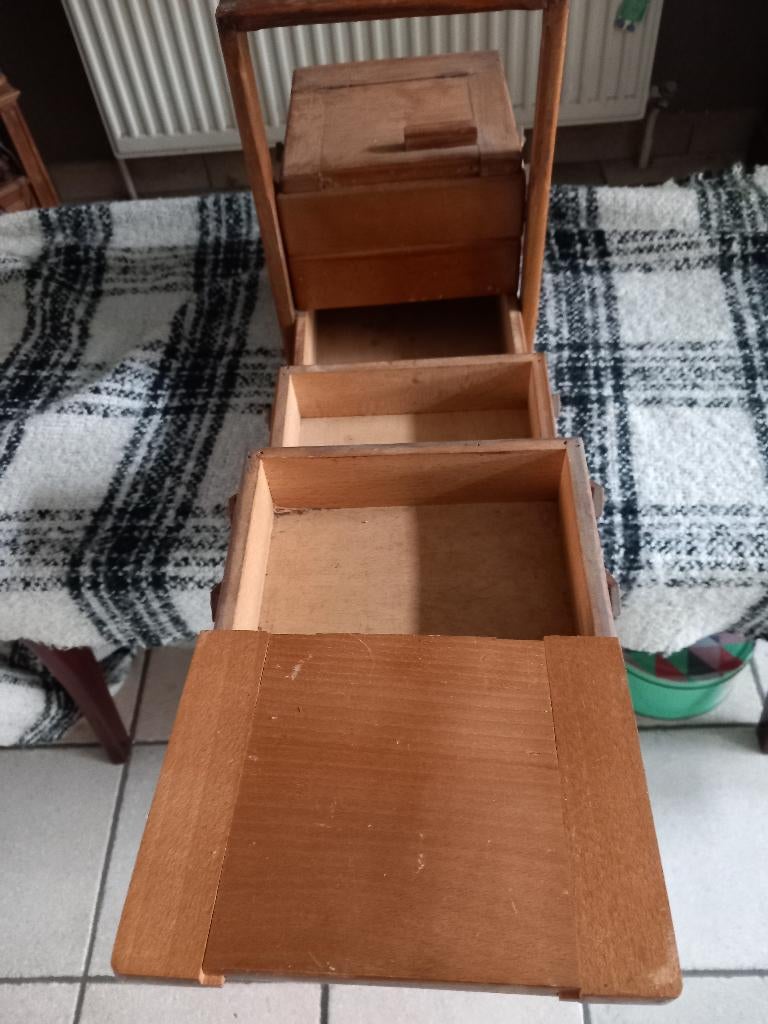 Antieke houten naaidoos, Antiek en Kunst, Ophalen