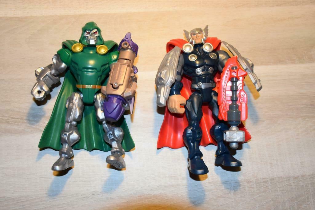 HASBRO 2 AVENGERS FATALIS ARTICULEES, Enlèvement ou Envoi
