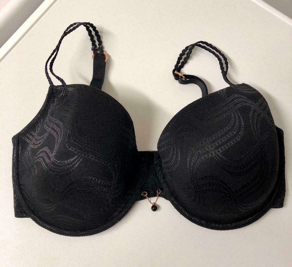 Prachtige beha. Merk: Sapph. Kleur: Zwart. Maat: EUR 80E., Sapph, Enlèvement ou Envoi, Noir, Soutien-gorge