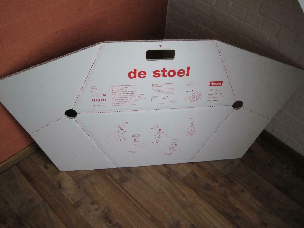 De Stoel - Plooibare stoel in honingraatkarton, Huis en Inrichting, Stoelen, Overige materialen, Wit, Ophalen of Verzenden, Zo goed als nieuw