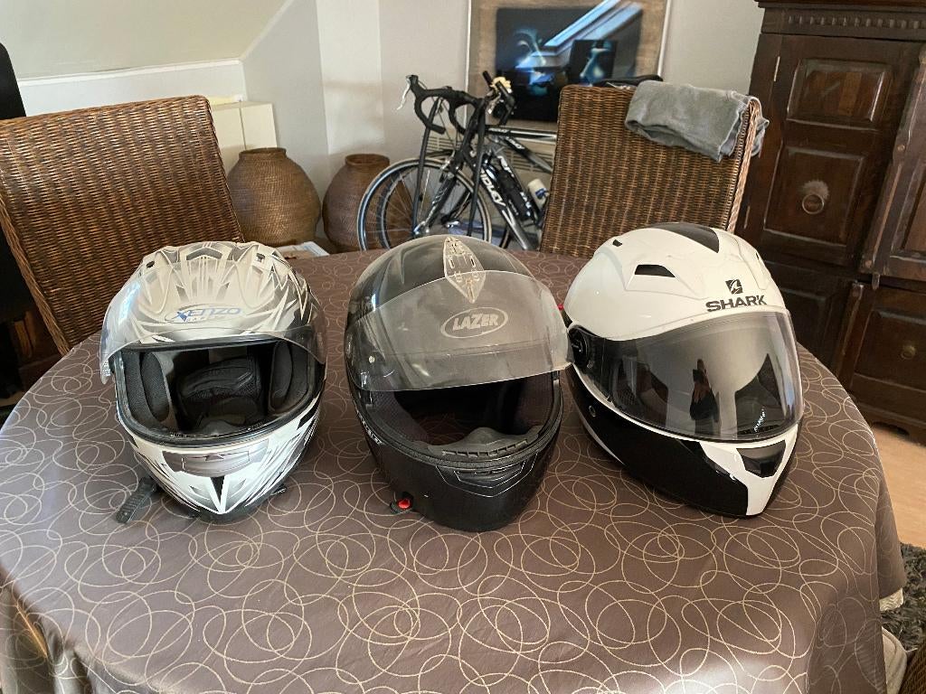 diverse helmen te koop: enkel bod sturen, Motoren, Kleding | Motorhelmen, Ophalen