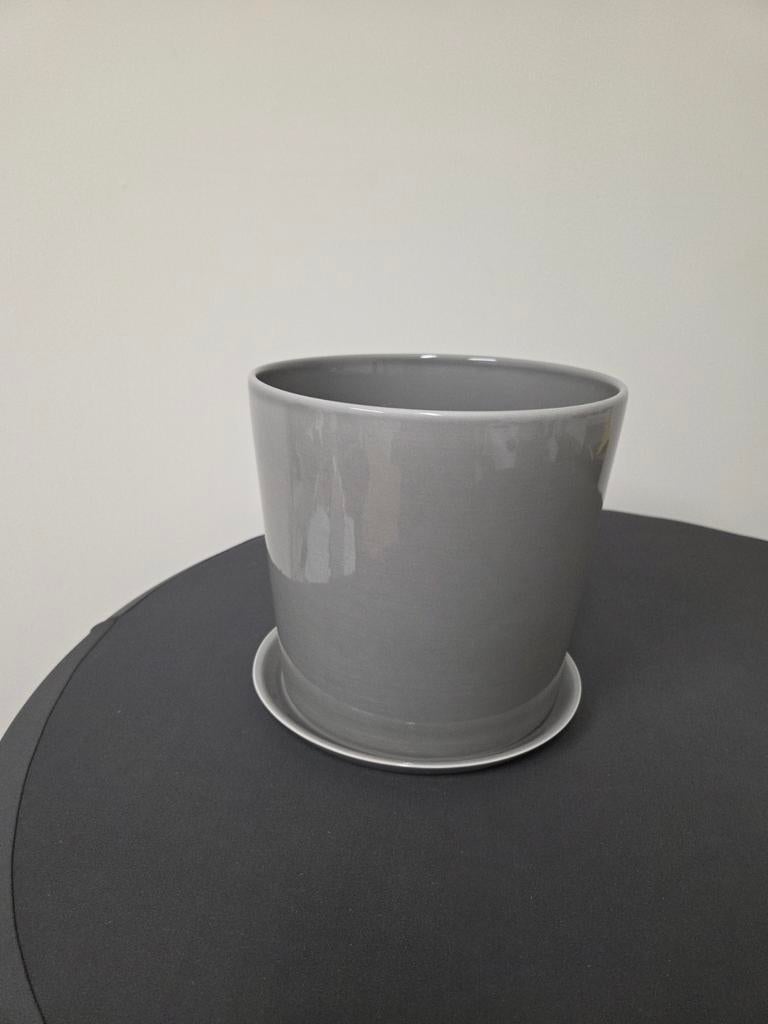 HAY botanical family pot & saucer XL - grijs, nieuw in doos!, Huis en Inrichting, Overige Huis en Inrichting, Nieuw, Ophalen of Verzenden