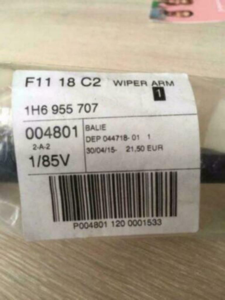 ruitenwisserarm golf 2 achter nieuw in verpakking !, Ophalen of Verzenden, Achter