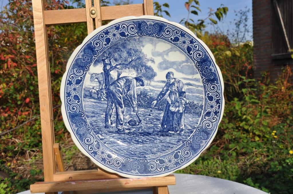 plat mural delft decor travail au champ  (48), Enlèvement ou Envoi