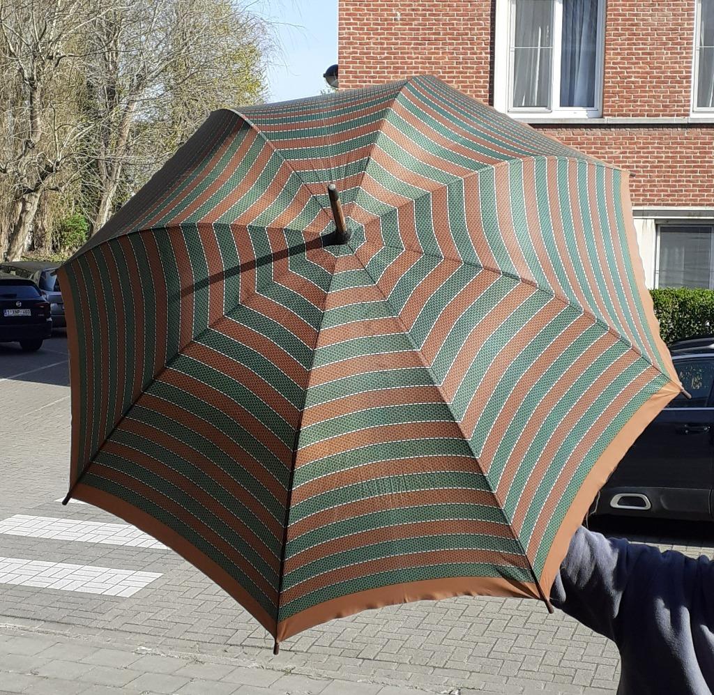 Bruin en groen gevoerde paraplu, Ophalen of Verzenden, Gebruikt, Bruin