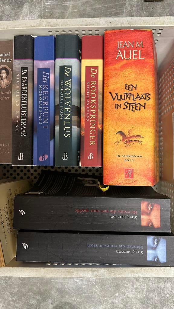 2 kisten met leesboeken, Ophalen, Gelezen