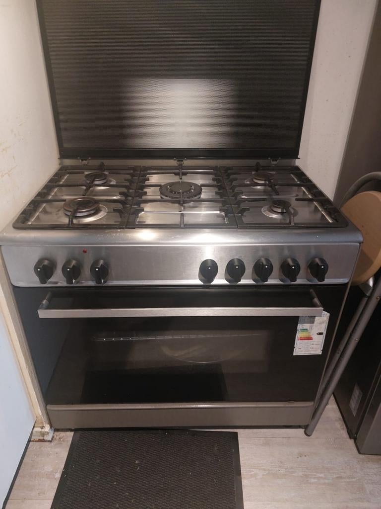 CUISINIÈRE A GAZ AVEC FOUR ELECTRIQUE, Electroménager, Enlèvement, Électrique