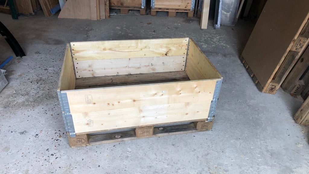 Europallet met 2 opzetranden, Enlèvement, Utilisé