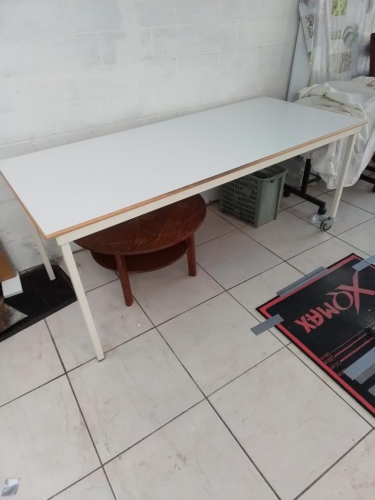 Tafel, Ophalen, Met wielen, Zo goed als nieuw