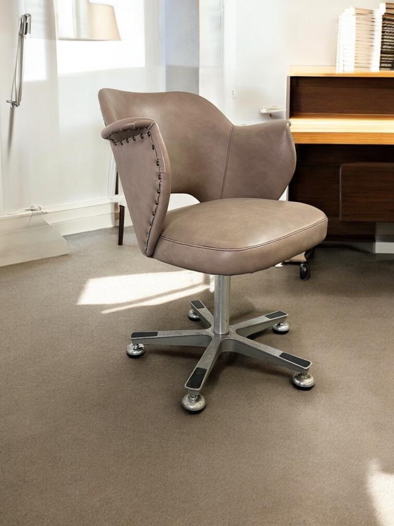 Vintage taupe lounge stoel /  bureaustoel met chromen frame, Huis en Inrichting, Bureaustoelen, Ophalen of Verzenden, Bureaustoel