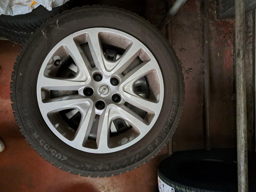 Winterbanden op velg (Opel Astra), Pneus et Jantes, Pneus hiver, 16 pouces, Véhicule de tourisme