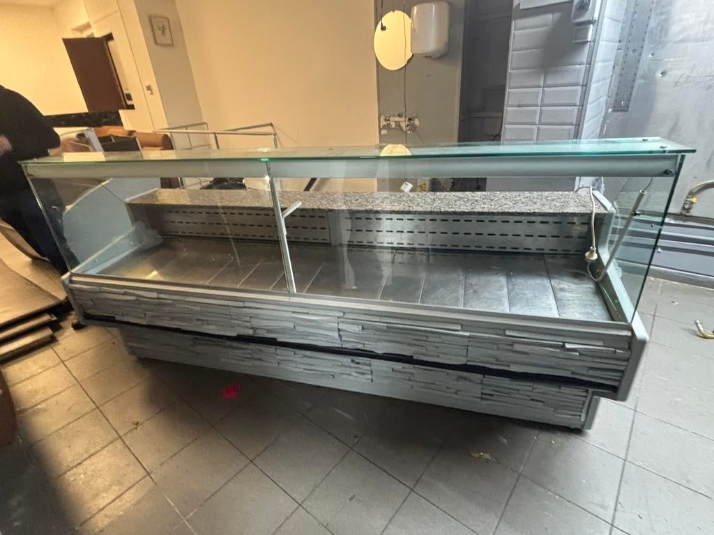 2 Frigo presentoir a enlever auj avant 15h a bruxelles, Ophalen, 75 cm of meer, Nieuw, Glas