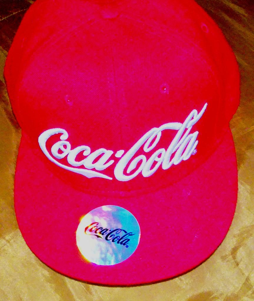 Coca Cola Logo Official embroidered Cap, Verzamelen, Verzenden, Nieuw, Hoed, Pet, of Sjaal, Coca Cola