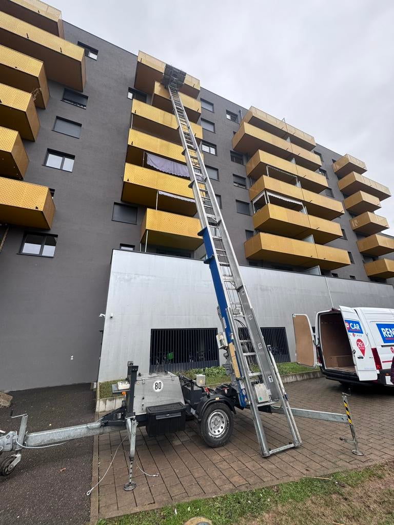 Monte Meubles Bocker Vario HD26, Doe-het-zelf en Bouw, Bouwliften, Ophalen of Verzenden