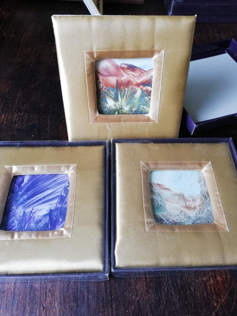 Set van 3 kadertjes van satijn., Ophalen of Verzenden, Nieuw