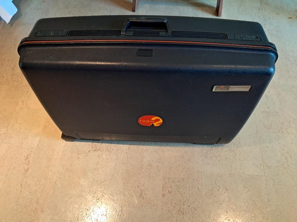 valies Delsey blauw, 70 cm ou plus, Plastique dur, Moins de 35 cm, Enlèvement