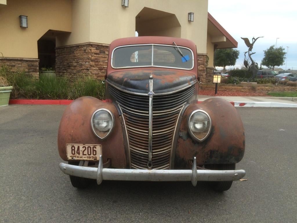 Ford Coupe 1938 V8 flathead, foto 3