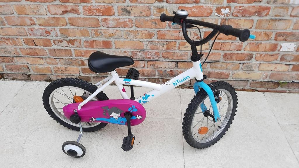 kinderfietsje met steunwieltjes, Ophalen, Gebruikt