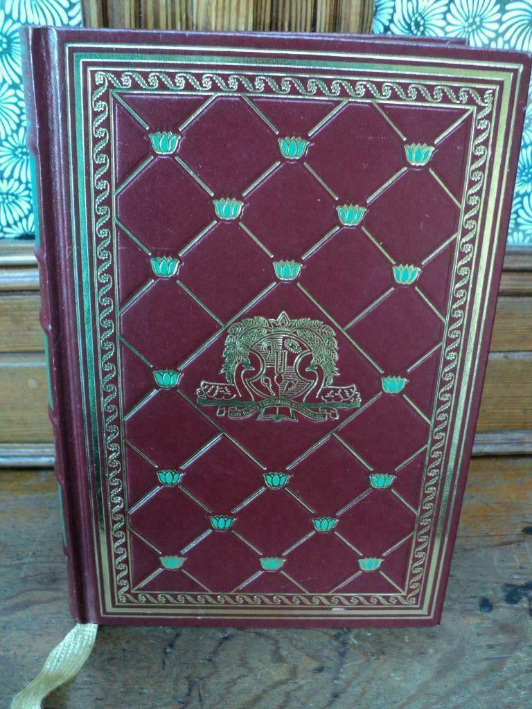 de grote klassieken van India  deel 2, Livres, Religion & Théologie, Enlèvement ou Envoi, Comme neuf, Autres religions
