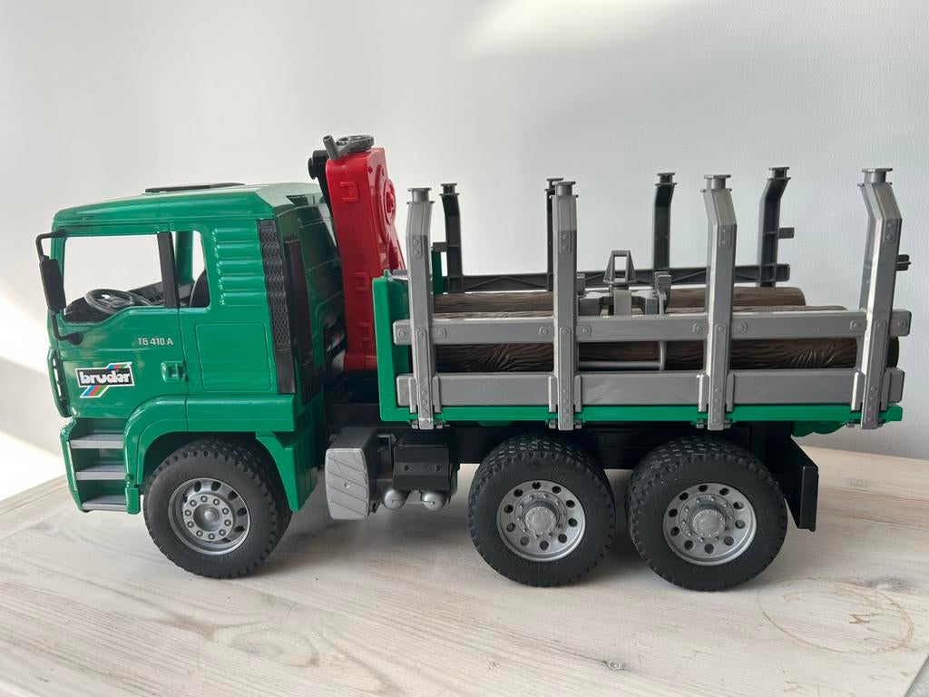 Bruder MAN TG410A bomentransport kraan en 3 boomstammen, Ophalen, Gebruikt