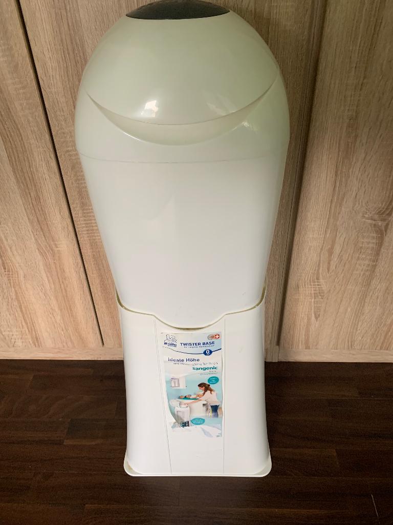 Luieremmer Tommee Tippee Sangenic, Kinderen en Baby's, Badjes en Verzorging, Ophalen, Gebruikt, Luieremmer, Sangenic
