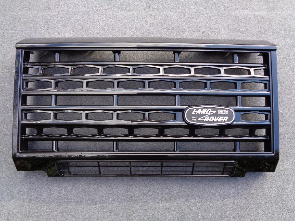 LAND ROVER Defender - Originele Adventure radiator grill NEW, Ophalen of Verzenden, Nieuw, Voor, Land Rover