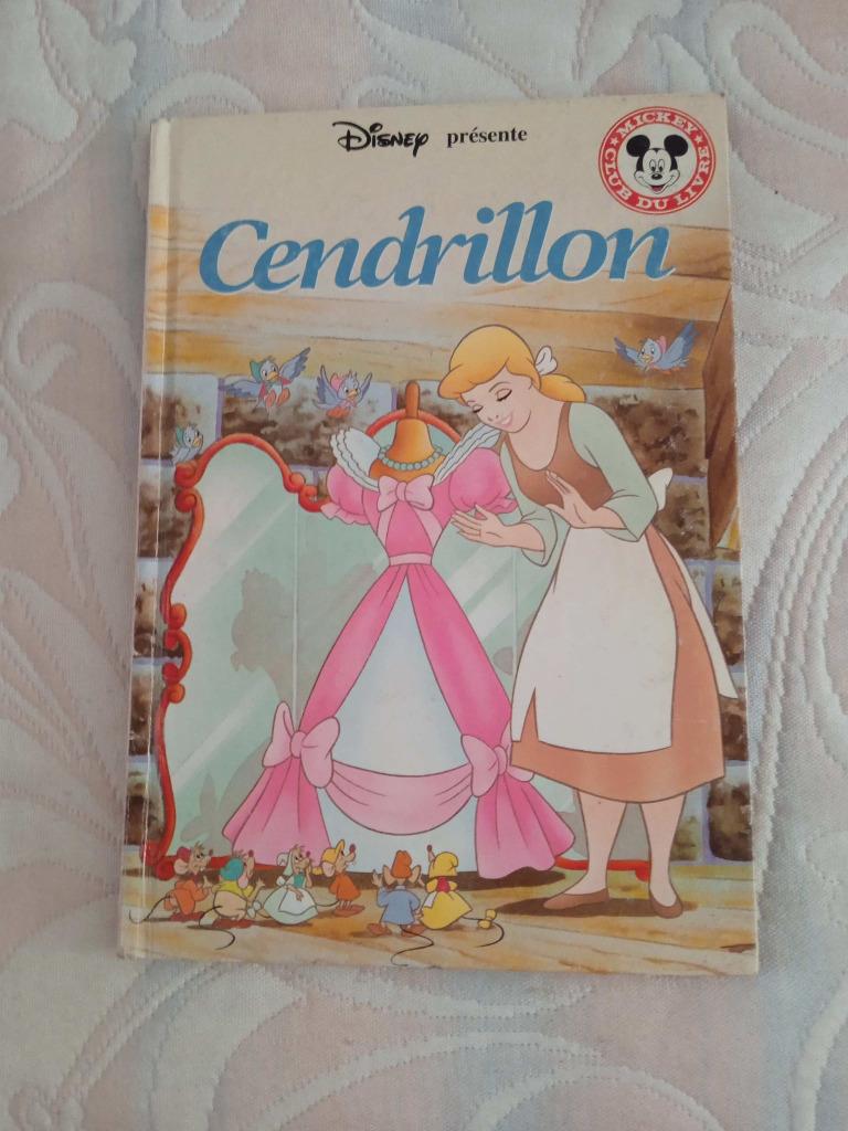Livre Disney Cendrillon, Enlèvement ou Envoi, Comme neuf