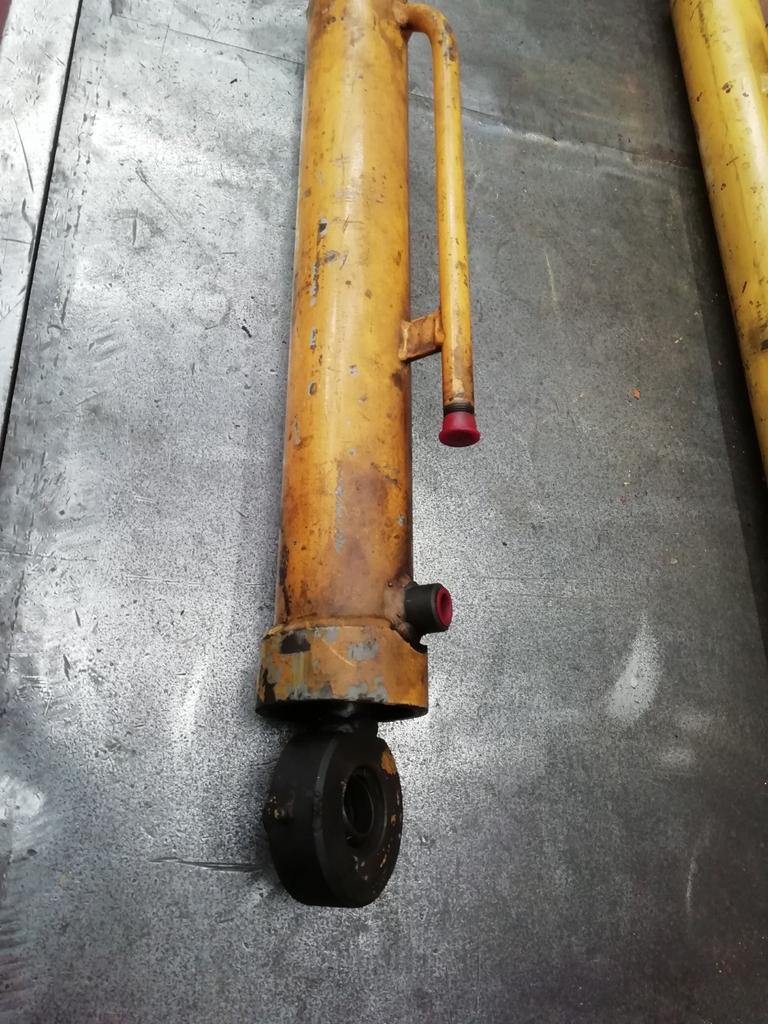 Hydraulische hefcilinders, Zakelijke goederen, Machines en Bouw | Onderdelen, Ophalen of Verzenden