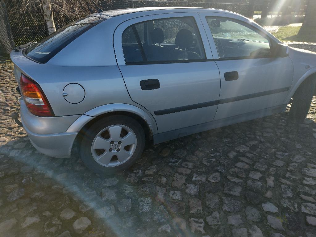 Opel Astra, Auto's, Voorwielaandrijving, Stof, 1280 kg, 750 kg