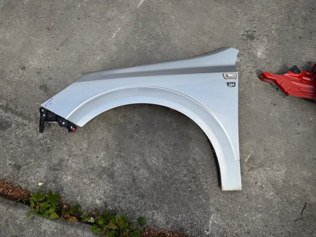 Aile avant gauche Opel Astra H, Enlèvement, Utilisé, Gauche, Opel