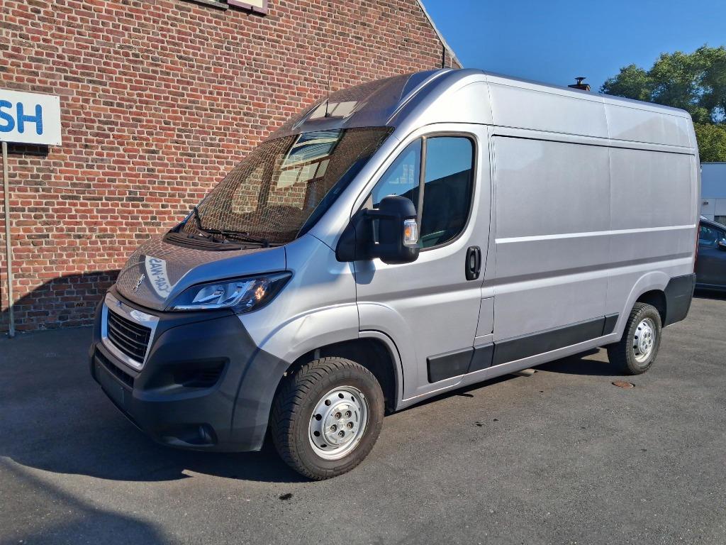 Peugeot Boxer, Auto's, Voorwielaandrijving, Stof, 4 cilinders, https://public.car-pass.be/vhr/7c854d38-27ed-48b1-b3e0-a96259adb8a6
