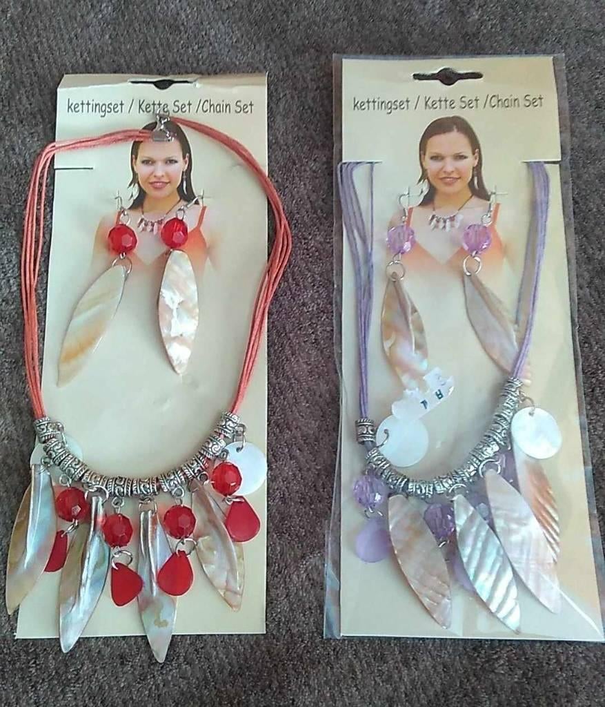 ketting en oorringen samen nieuw, Bijoux, Sacs & Beauté, Colliers, Enlèvement ou Envoi, Rouge