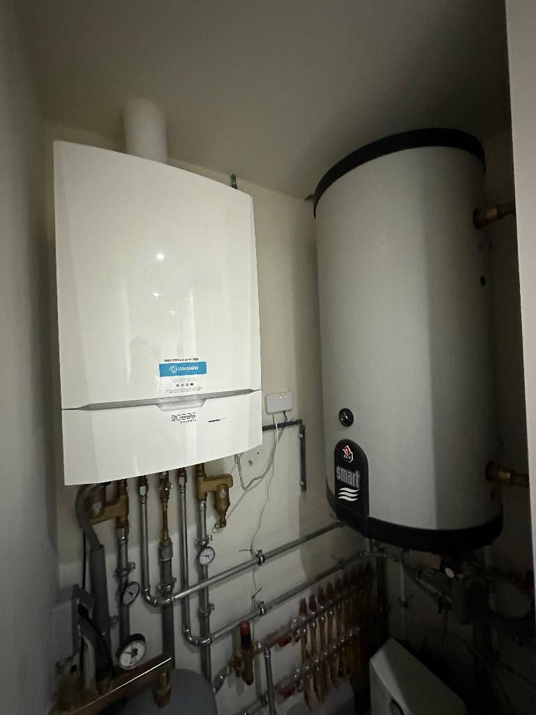 Remeha Calenta 25S A+ condensatieketel met ACV boiler, Ophalen, Gebruikt, Aardgas, Boiler