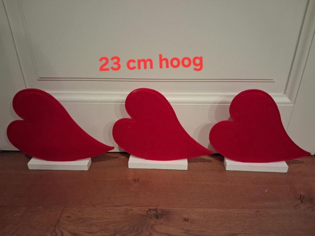 3 valentijn harten, Ophalen of Verzenden, Zo goed als nieuw, Versiering