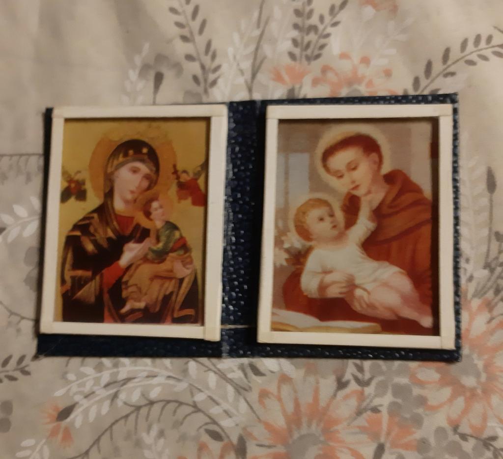 Petit cadre religieux, Enlèvement, Comme neuf