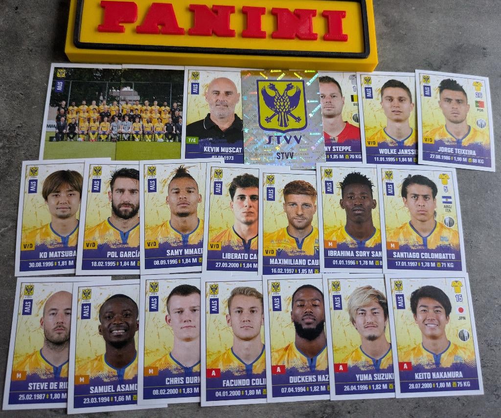 LOT DE 21 AUTOCOLLANTS PANINI FOOTBALL 2020/21 ST TROND, Enlèvement ou Envoi, Neuf