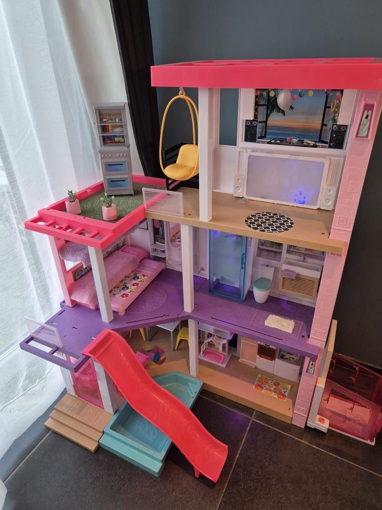Maison de Barbie, Kinderen en Baby's