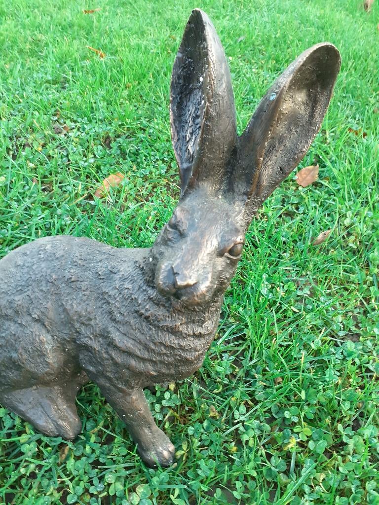 ANIMAL BRONZE (De haas zit), Ophalen of Verzenden, Brons