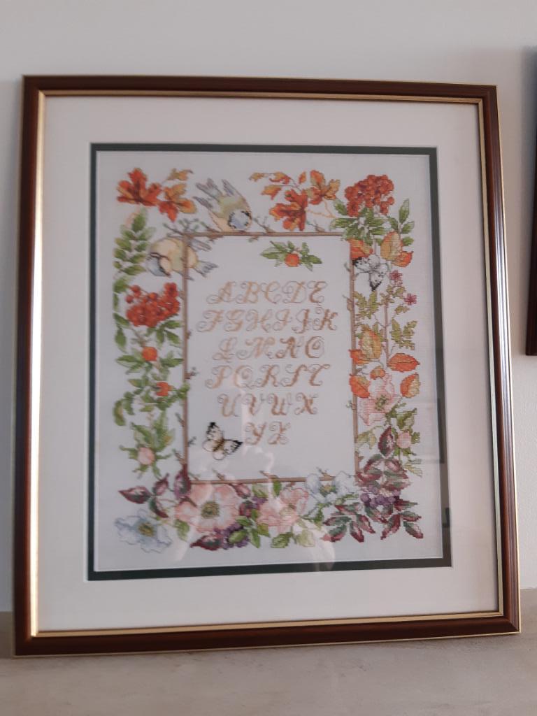 Abc handgeborduurd en met gouddraad verweven, Enlèvement, Comme neuf, Broderies à la main, Autres types