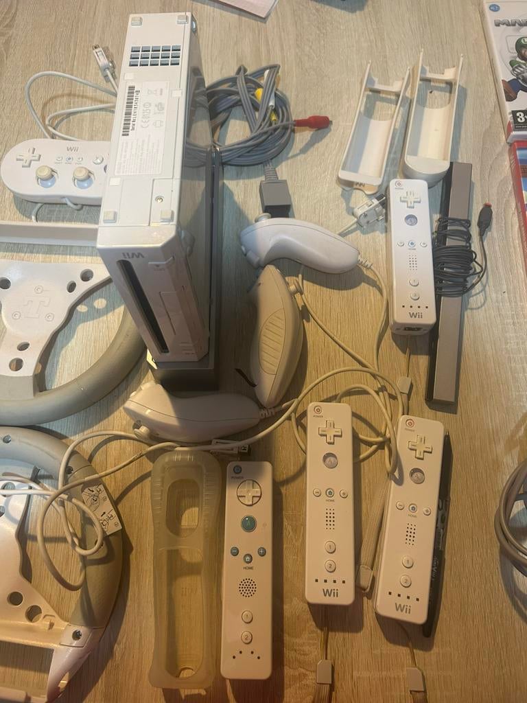 Nintendo wii avec jeux et accessoires, Ophalen, Gebruikt, Met games