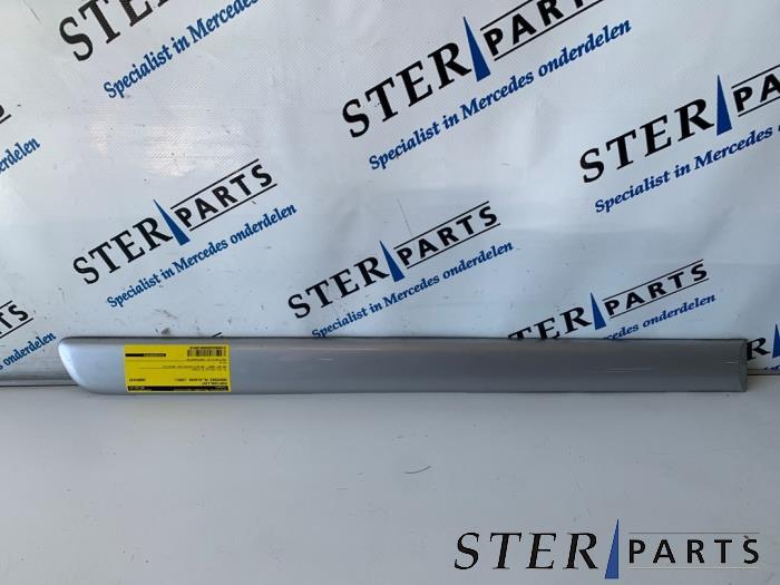 Portierlijst van een Mercedes ML-Klasse, Ophalen of Verzenden, 3 maanden garantie, Gebruikt, Mercedes-Benz