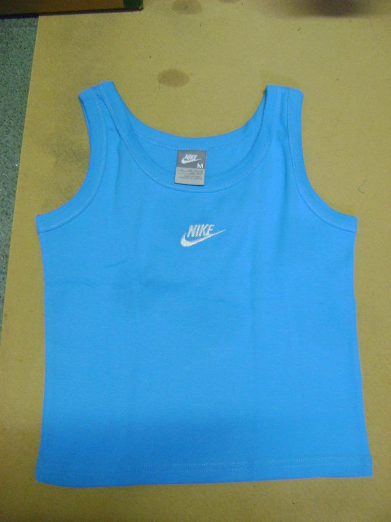 nouveau haut NIKE en taille 140-152, Neuf, NIKE, Enlèvement ou Envoi, Chemise ou À manches longues