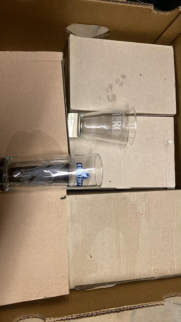 Glazen fiero en Eristoff, Verzamelen, Ophalen, Zo goed als nieuw, Frisdrankglas