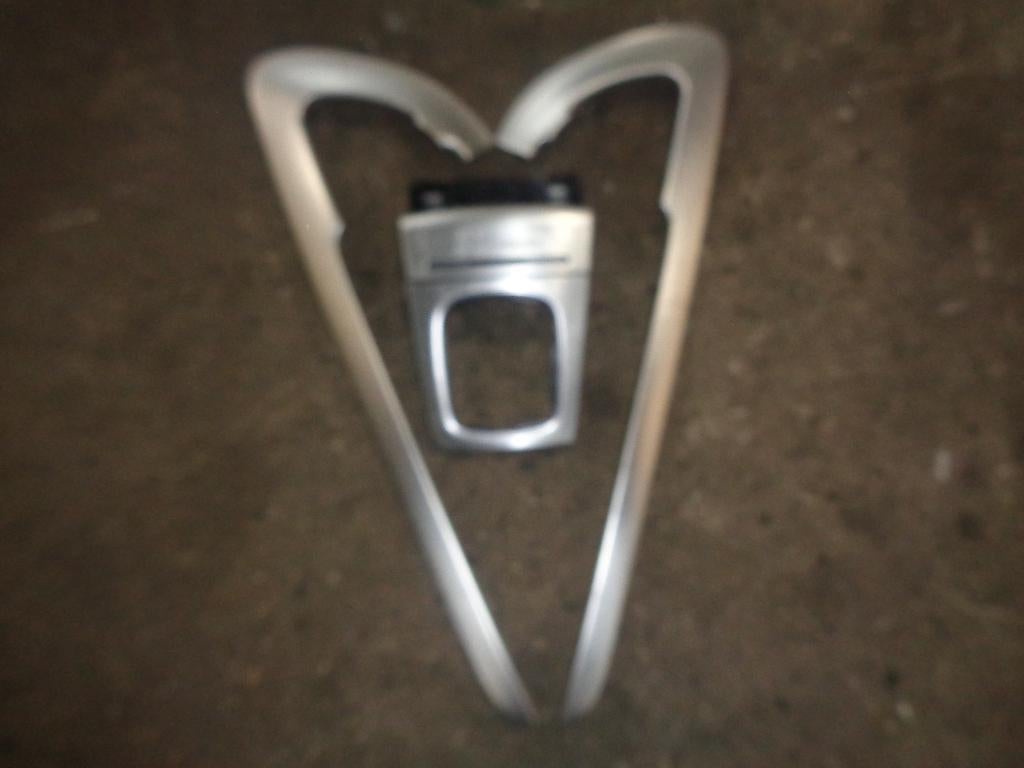 A vendre caches chrome console Audi A3 8P ou cabriolet, Auto-onderdelen, Interieur en Bekleding, Audi, Gebruikt, Ophalen