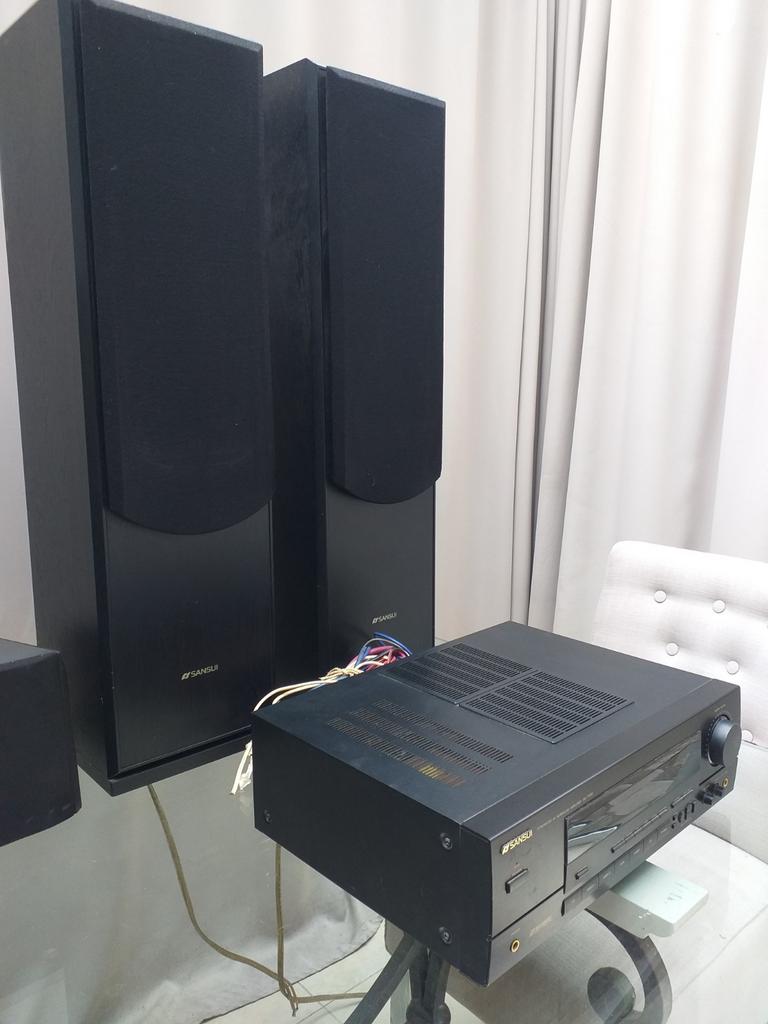 Sansui  560 Watts, TV, Hi-fi & Vidéo, Enlèvement, Comme neuf