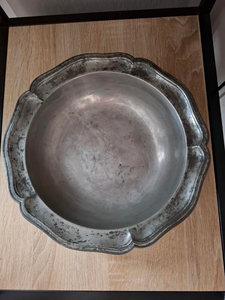 Tinnen schaaltje met ponsen, Ophalen of Verzenden