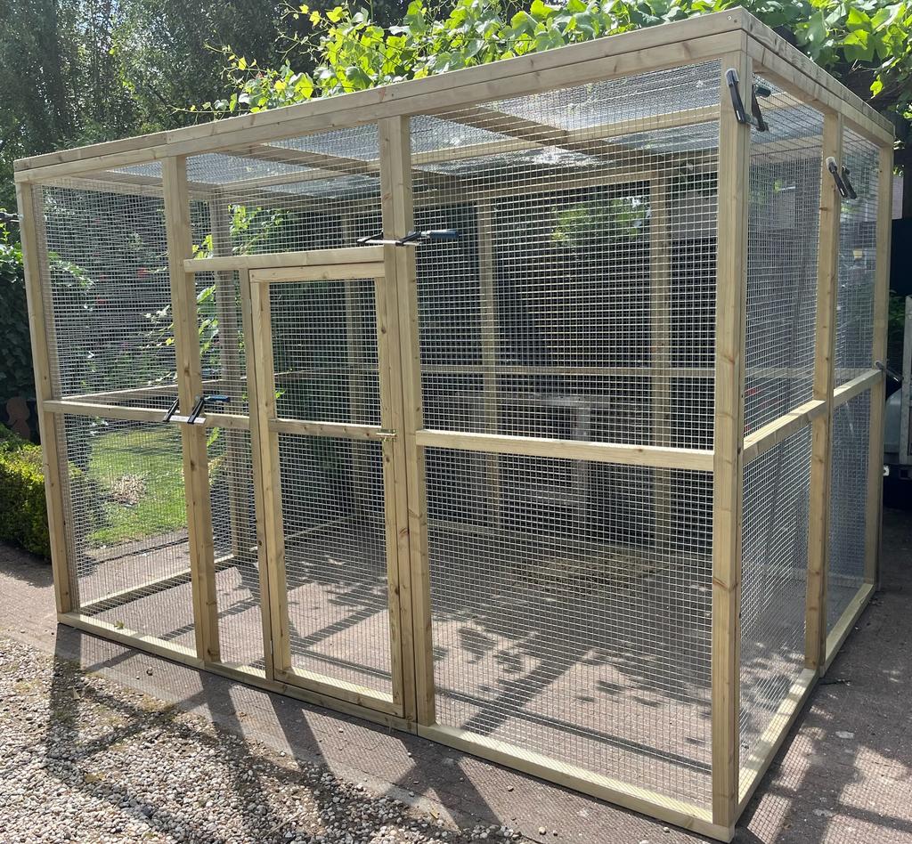Geimpregneerd houten voliere, ook maatwerk!, Animaux & Accessoires, Oiseaux | Cages & Volières, Neuf, Volière, Bois, Enlèvement ou Envoi